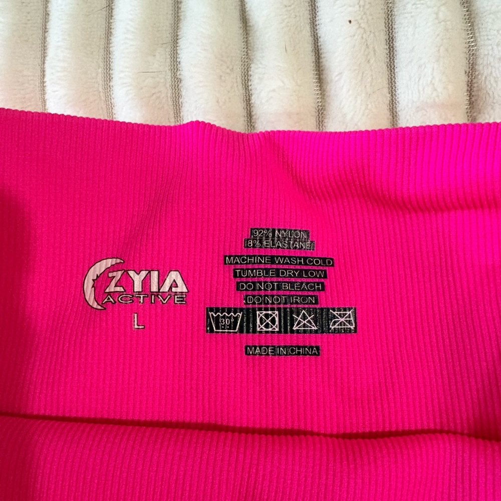 ZYIA Active Hot Pink Biker Shorts - Picture 3 of 5
